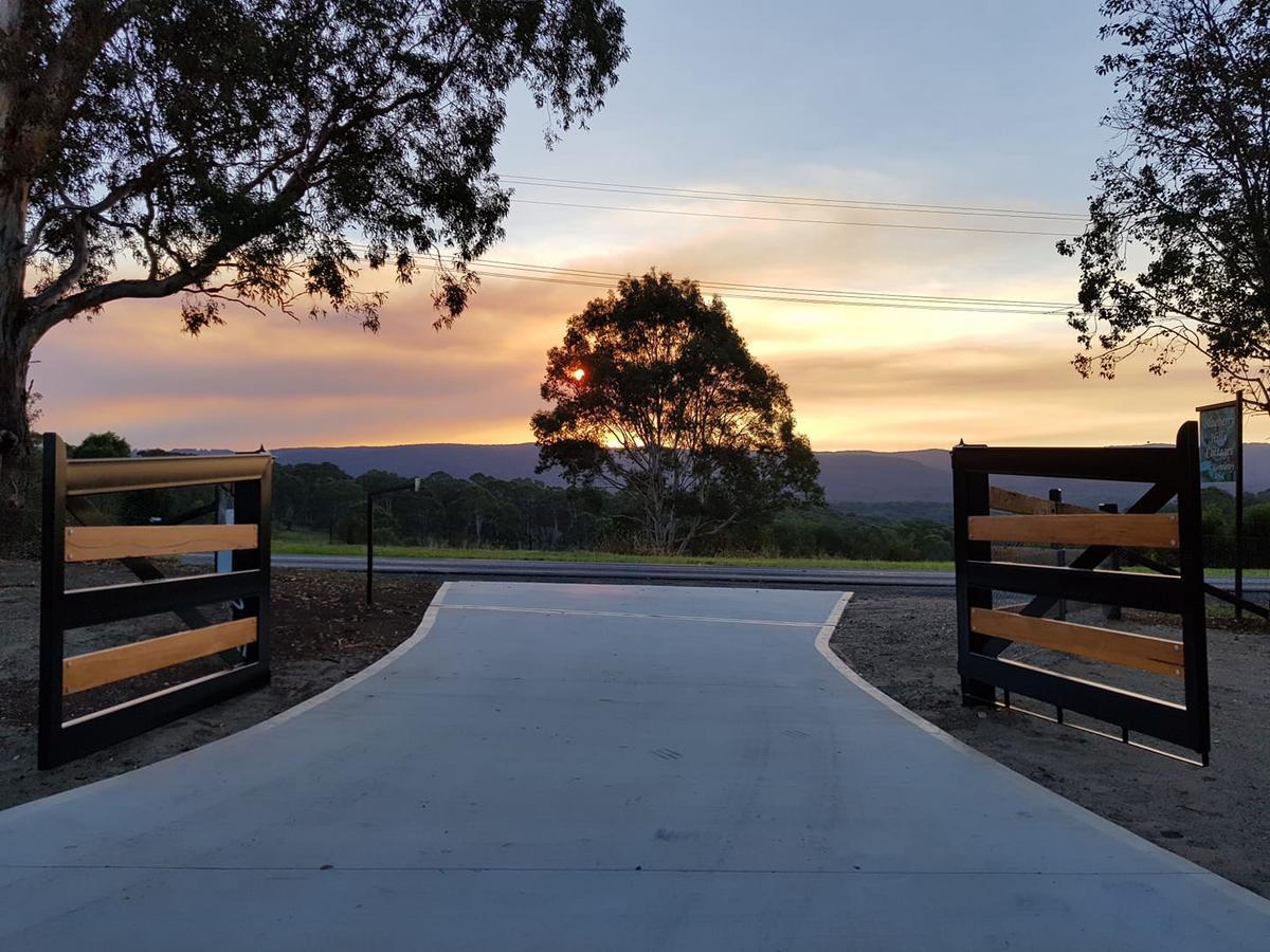 Blueberry Hills On Comleroy Farmstay - Self-Contained Cottages Kurrajong Luaran gambar